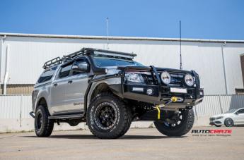 FORD-RANGER-TROPHY-MATTE-BLACK-WITH-ANTHRACITE-RING